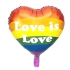 Folieballon Love is Love Regnbuefarvet