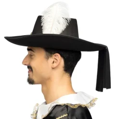 Musketeer hat - André