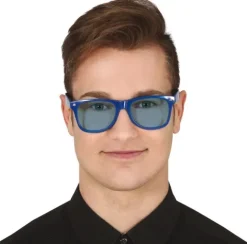 Solbrille i blå med blå glas