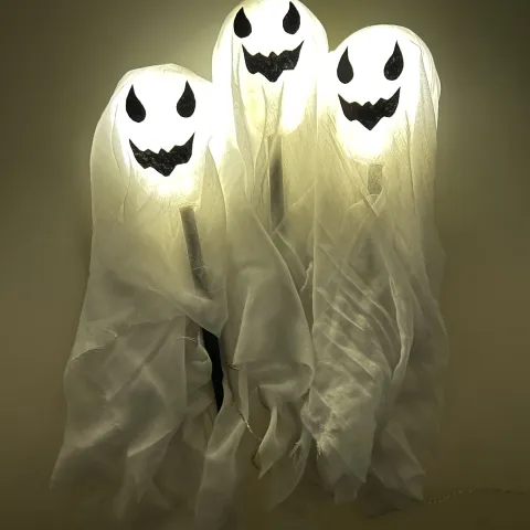 Spøgelse på spyd til Halloween haven